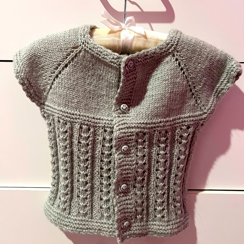 Crotchet Baby Vest size 12-18months Gray with smiley face buttons
